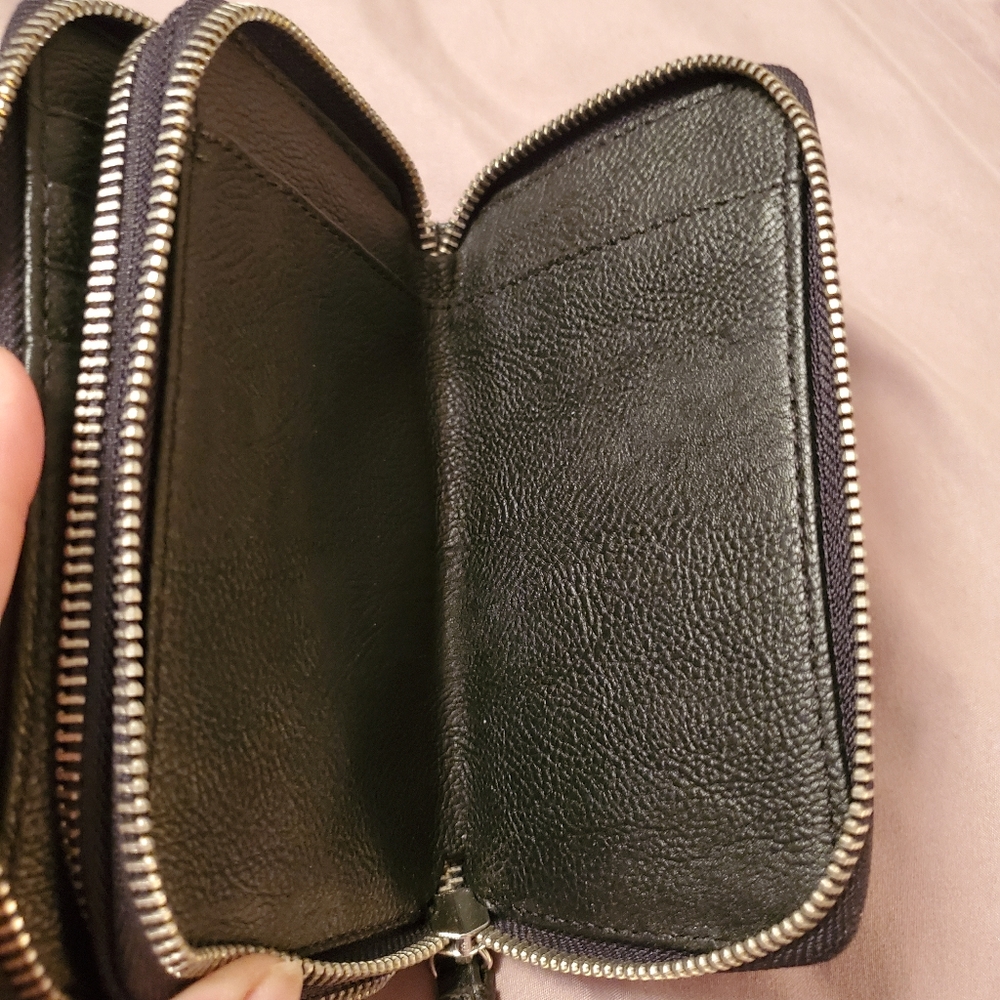 Wallet - Picture 3 of 5